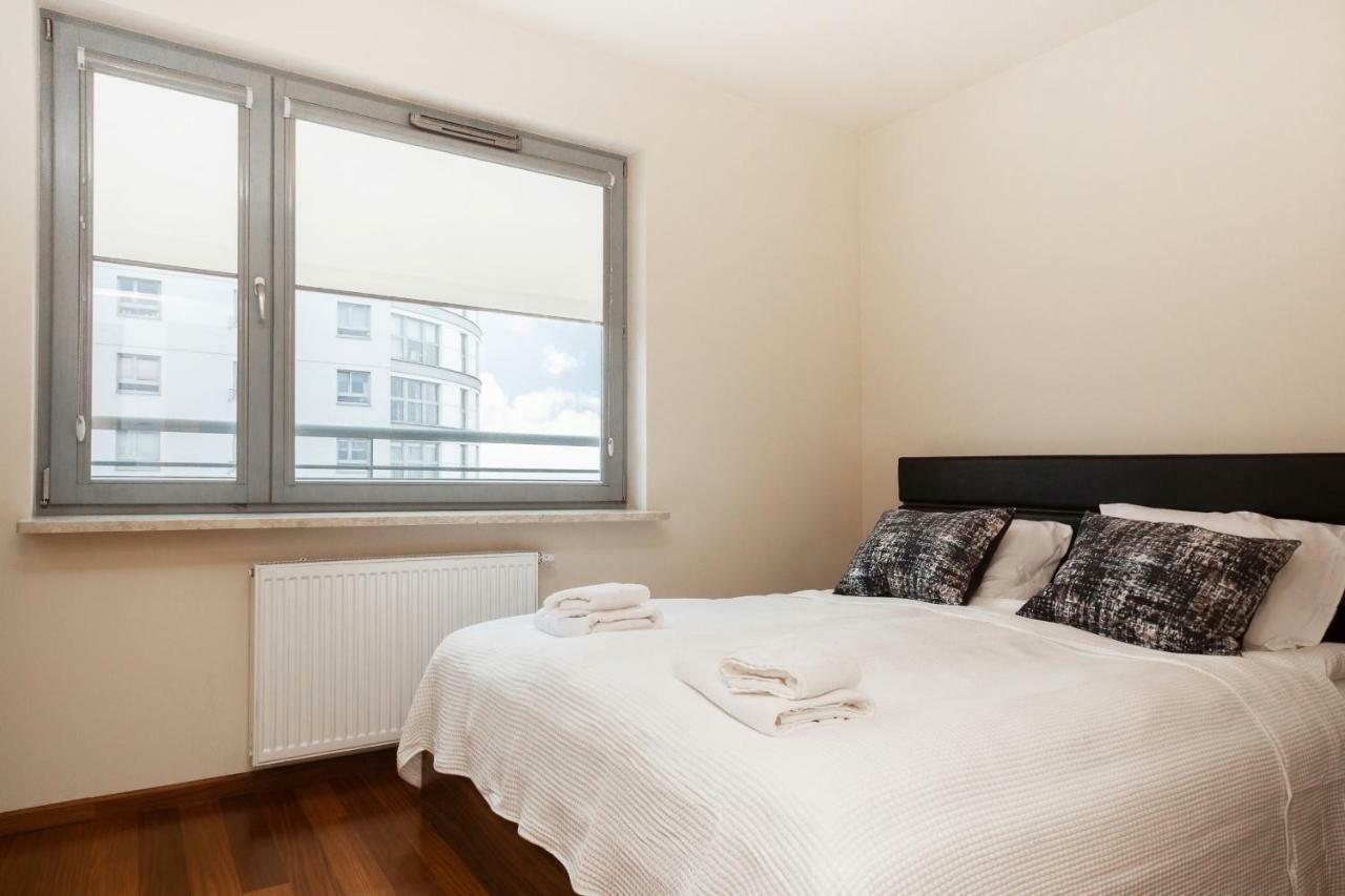 Warsaw Promenada Family Apartment By Noclegi Renters Exteriör bild